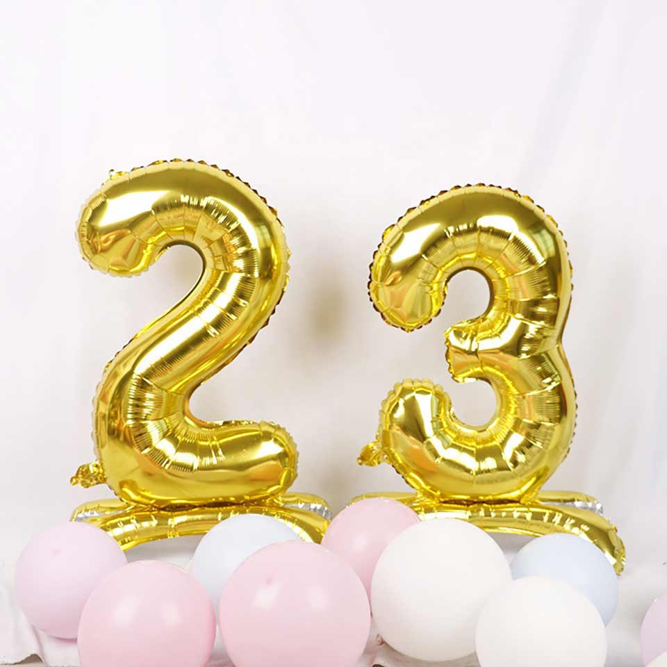 Free standing balloons 